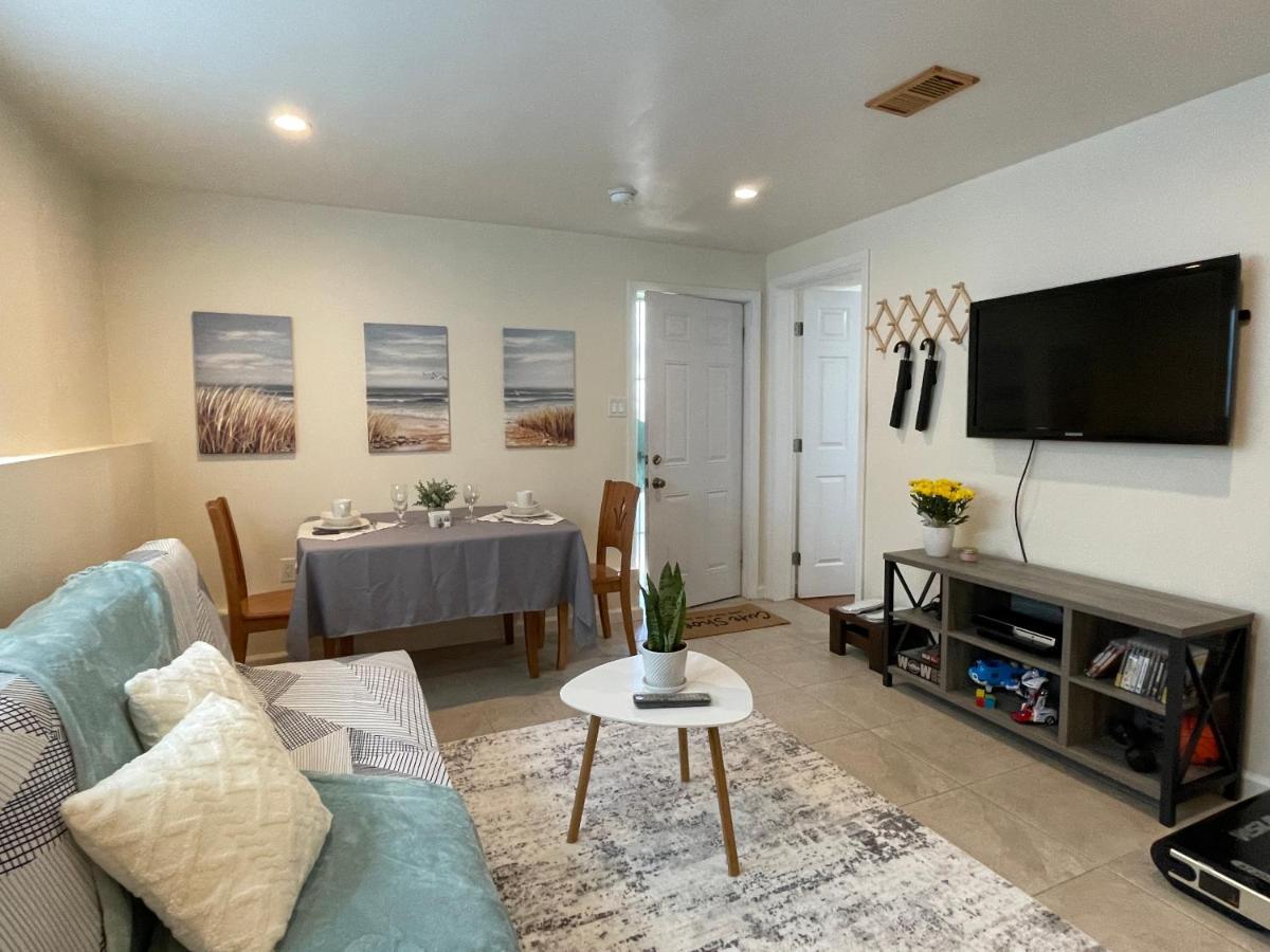 9Am Check-In Coastal Getaway - Luxe Suite Near Cliff, Lake & Local Shops Дейли-Сити Экстерьер фото