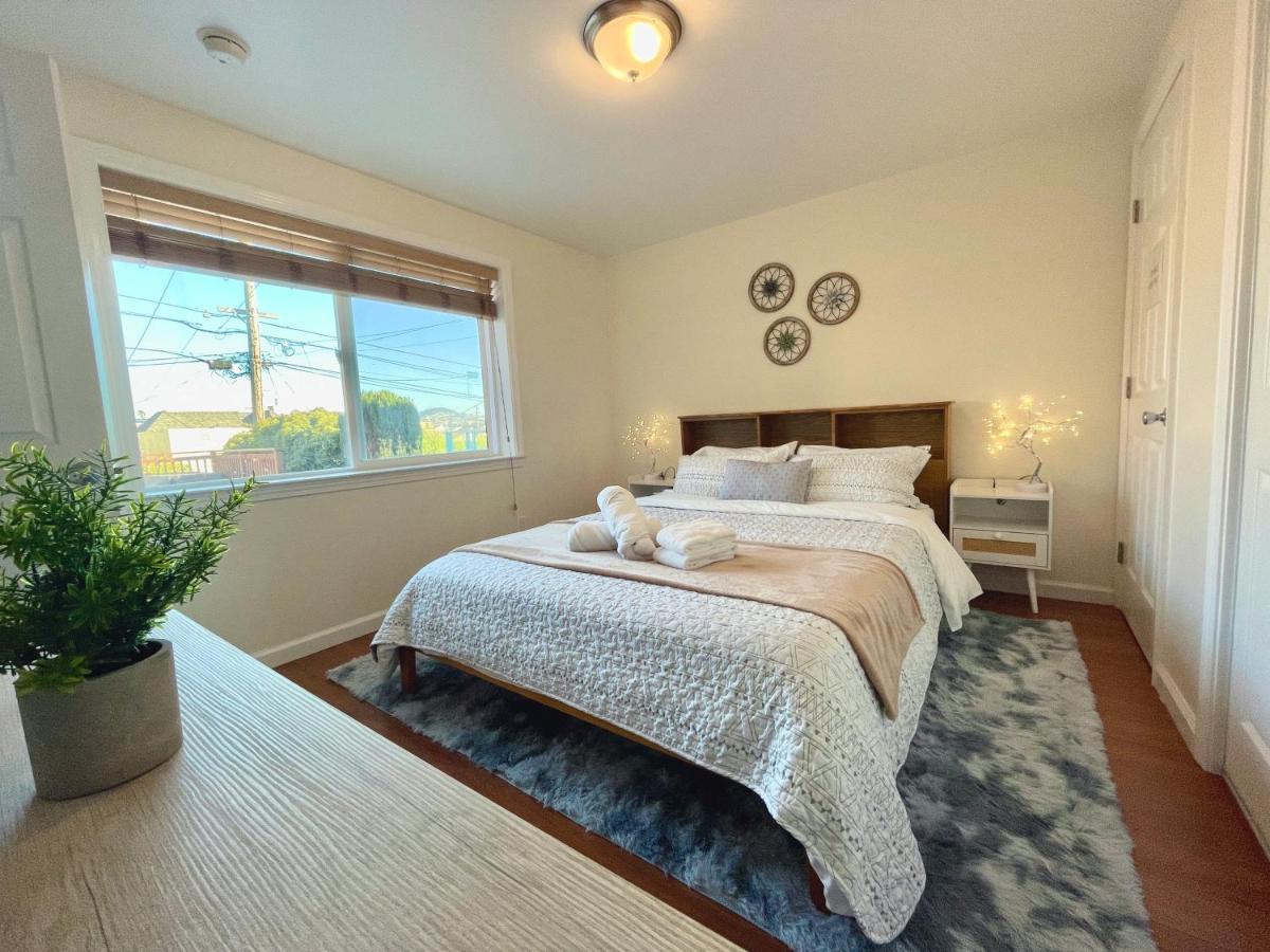 9Am Check-In Coastal Getaway - Luxe Suite Near Cliff, Lake & Local Shops Дейли-Сити Экстерьер фото